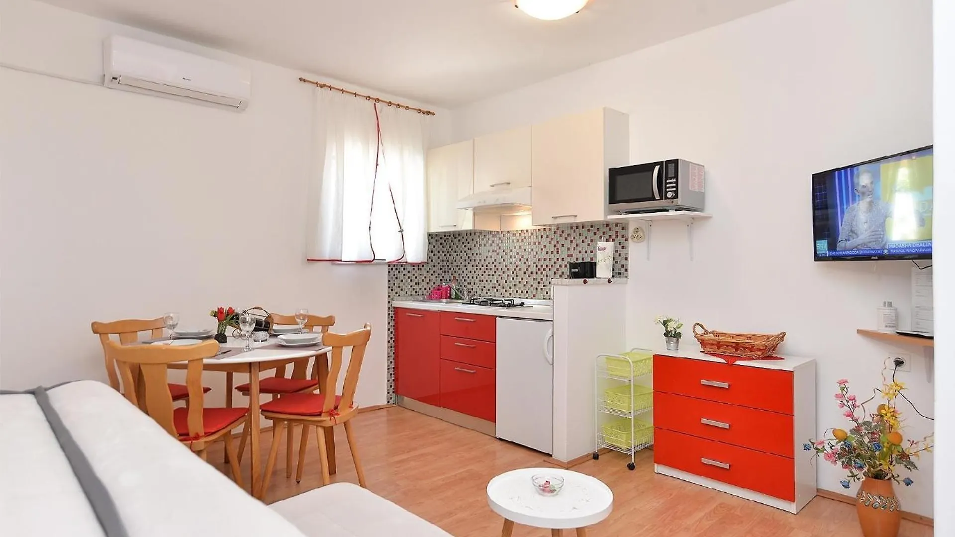 Ferienwohnung Fuer 4 Personen Ca 35 Qm In Porec, Istrien Istrische Riviera Apartment